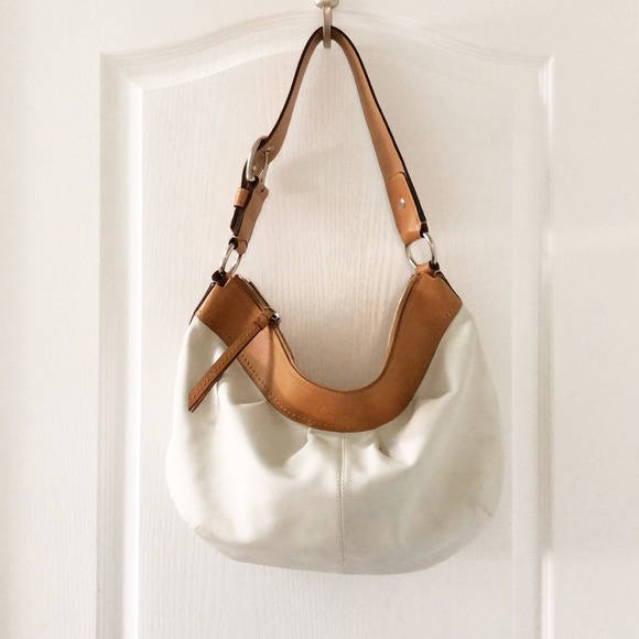 Coach Handbags - Coach leather hobo bag brown/cream B1077-F13731